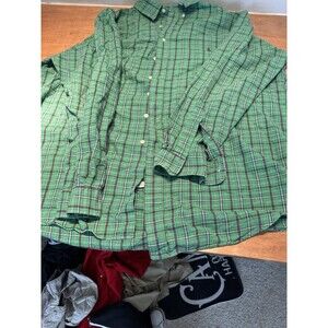 Men's Green Plaid Button-Down Shirt